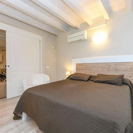 Apartment Ca Rossa Ibisco By Garda Toscolano Maderno